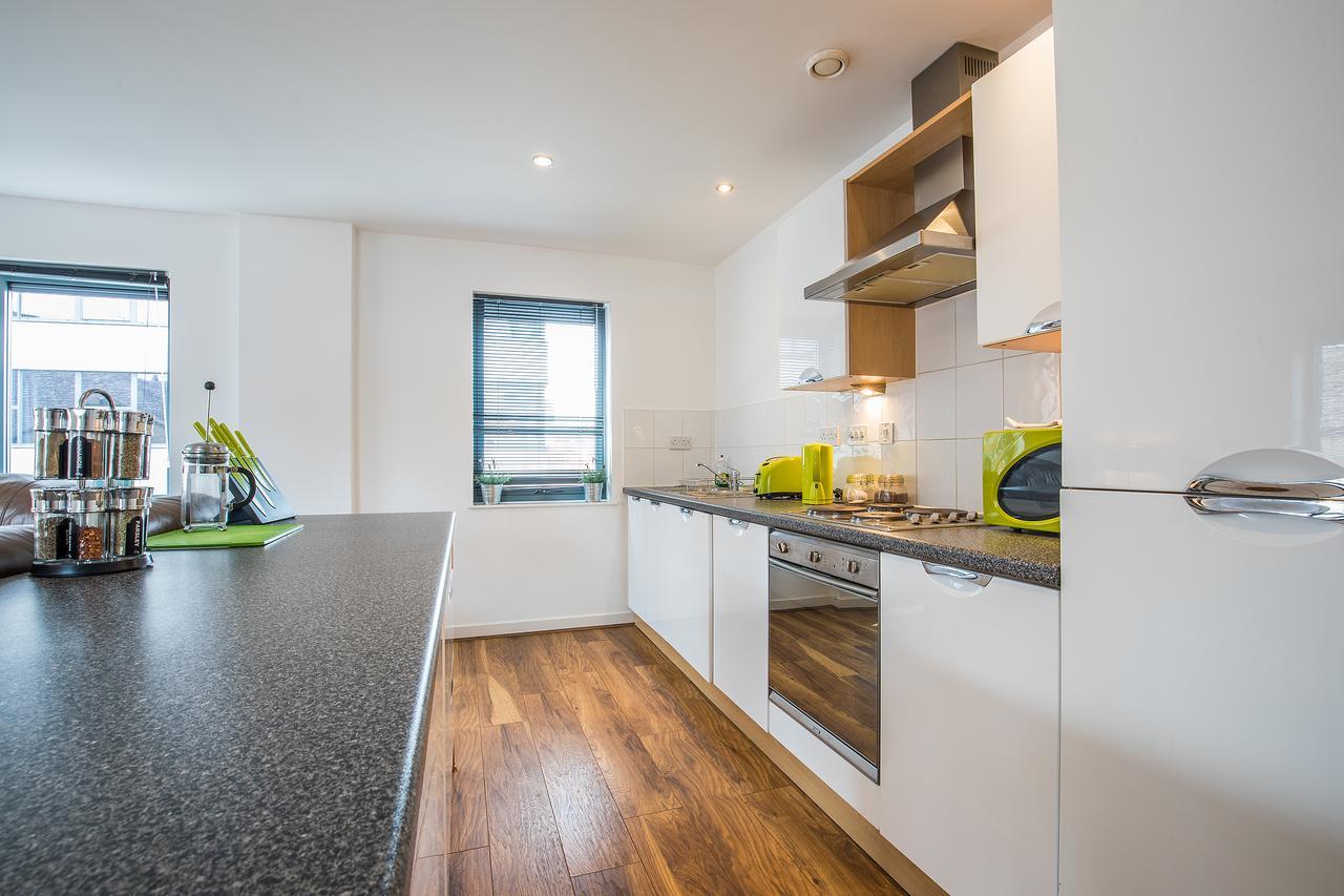 The Cathedral Suite Apartment With Love Your Stay Sheffield Ngoại thất bức ảnh