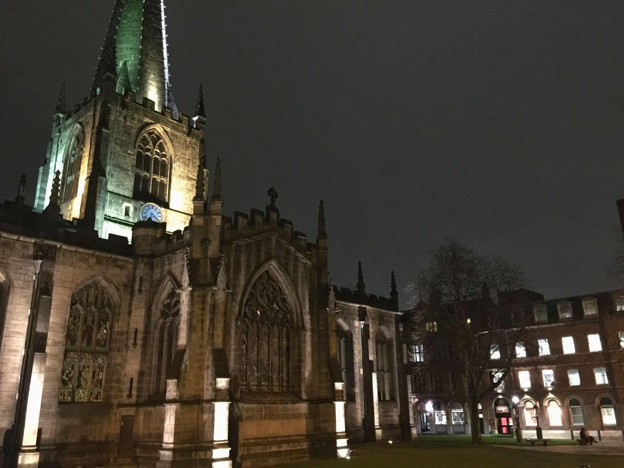 The Cathedral Suite Apartment With Love Your Stay Sheffield Ngoại thất bức ảnh